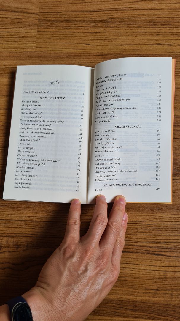 Sách đẹp, giao nhanh, giá rẻ, giọng văn của bác sĩ cũng hay nữa, mình thích bác sĩ từ hồi còn đi học lúc đọc báo mực tím cách đây cũng hơn 20 năm rồi :)