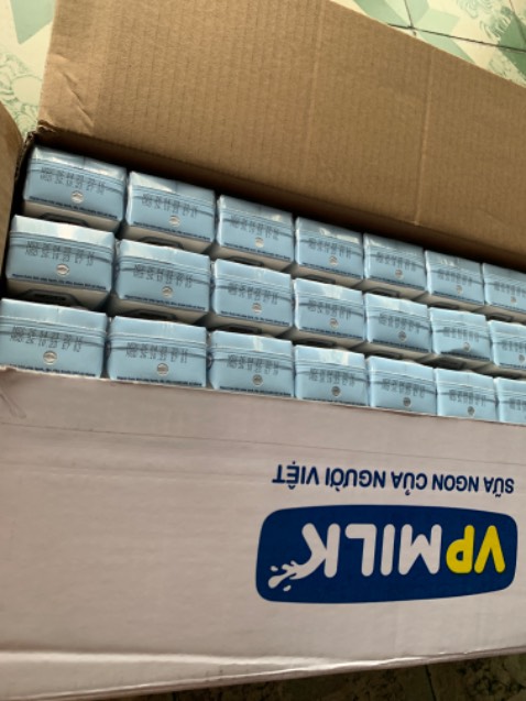 Sữa này 2 con mình uống nhiều rồi. Date tháng 10-2023 là ok. Shop đóng gói kỹ tuy nhiên 2 thùng có 1 thùng chuối bị bể chảy sữa ra ngoài, cần đổi lại thùng khác.