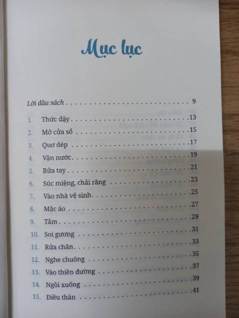 Sách gồm 47 bài kệ, chứa đựng những lời dạy ta thực hành chánh niệm trong những việc hàng ngày đơn giản nhất. Mỗi ngày cố gắng thực hành theo 1 bài kệ trong sách là mình đã thấy được bình an rồi.