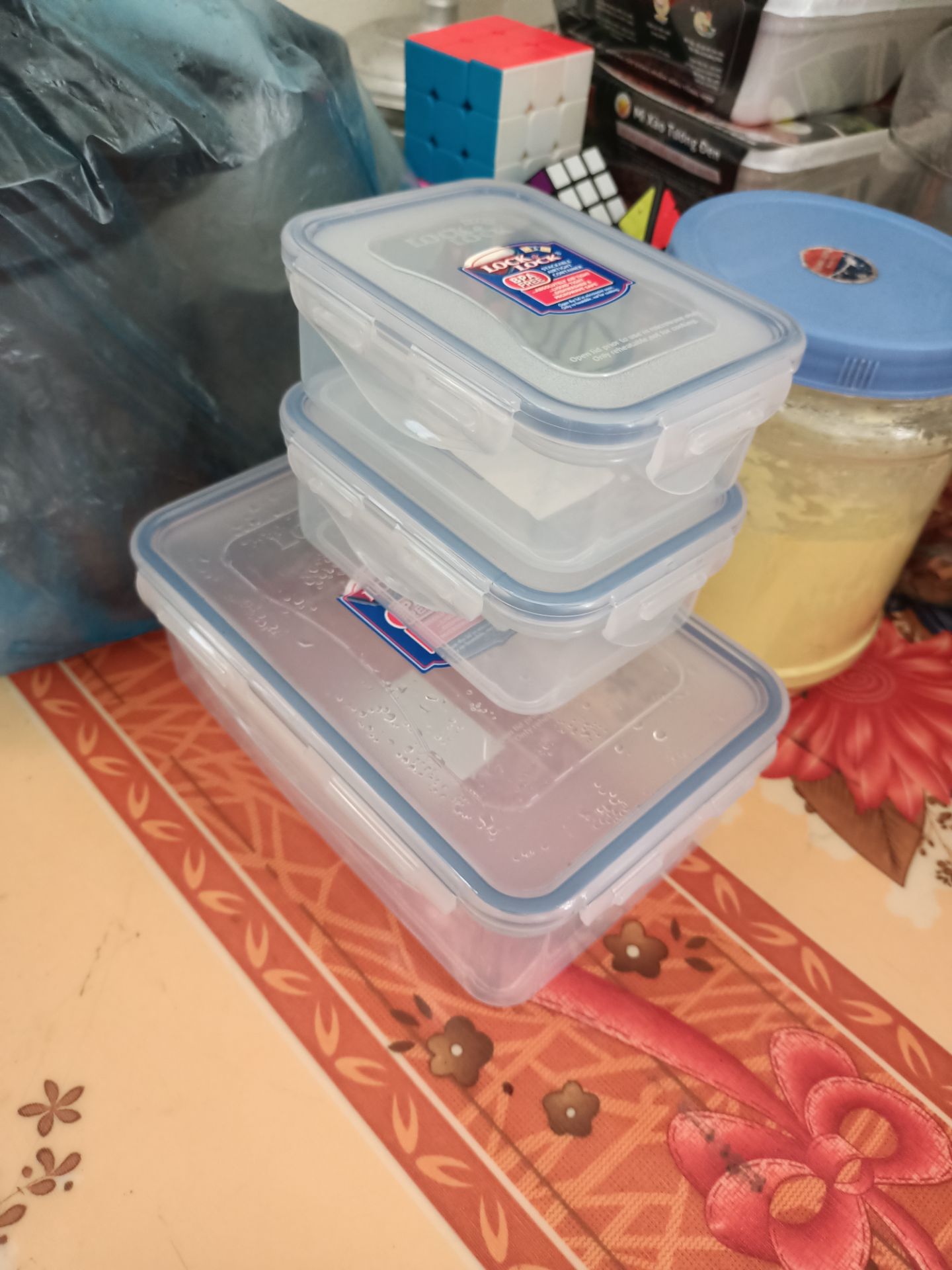 quá bé so với nhu cầu.chat liệu nhựa tốt chắc chắn