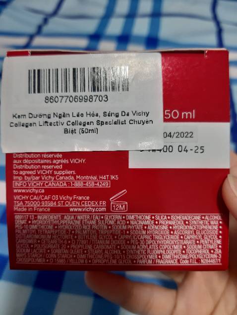 Ko biết phải hàng thật ko, thấy mùi sp hơi hắc và hộp hơi cũ. Cả quà tặng cũng cảm thấy cũ....
