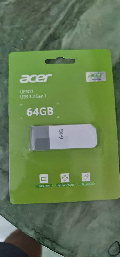 Chưa dùng chưa biết chất lượng thế nào, nhưng bao bì đóng gói khá ổn, hình thức, giá tiền phù hợp. Nên mua moi nguoi nhé.