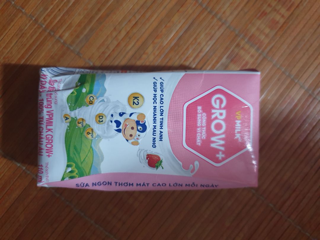 Sữa thơm ngon vị khá giống vinamilk. có voucher nên mua đc rẻ lại miễn ship. sẽ ủng hộ thêm ạ