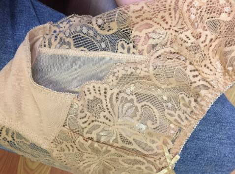 Quần lót xinh lắm luôn mong là không bị rút sợi hihi, sẽ ủng hộ shop ạ. Hình ảnh và video chỉ mang tính chất nhận xu