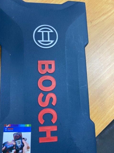 Cần vừa vặn, nam châm tốt, lực vừa, bắt được ốc vào gổ.