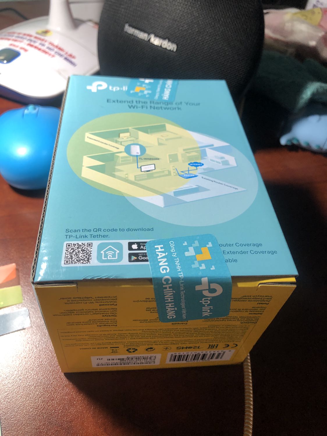 Hàng xài tốt, khá ổn, đường truyền mạng khi cắm dây cáp với modem được giữ tới 80%. Còn nếu dùng mở rộng vùng sóng wifi thì phát được 30-40% so với sóng gốc từ modem. Nói chung khá chất lượng. Chỉ có điều là repeater nên kh có tản nhiệt sẽ nóng. Chức năng tốt, chưa biết bền hay không nhưng chất lượng ok. Đóng gói cẩn thận, có tem niêm phong, bao bì đẹp, sang và bảo vệ tốt. Nên mua