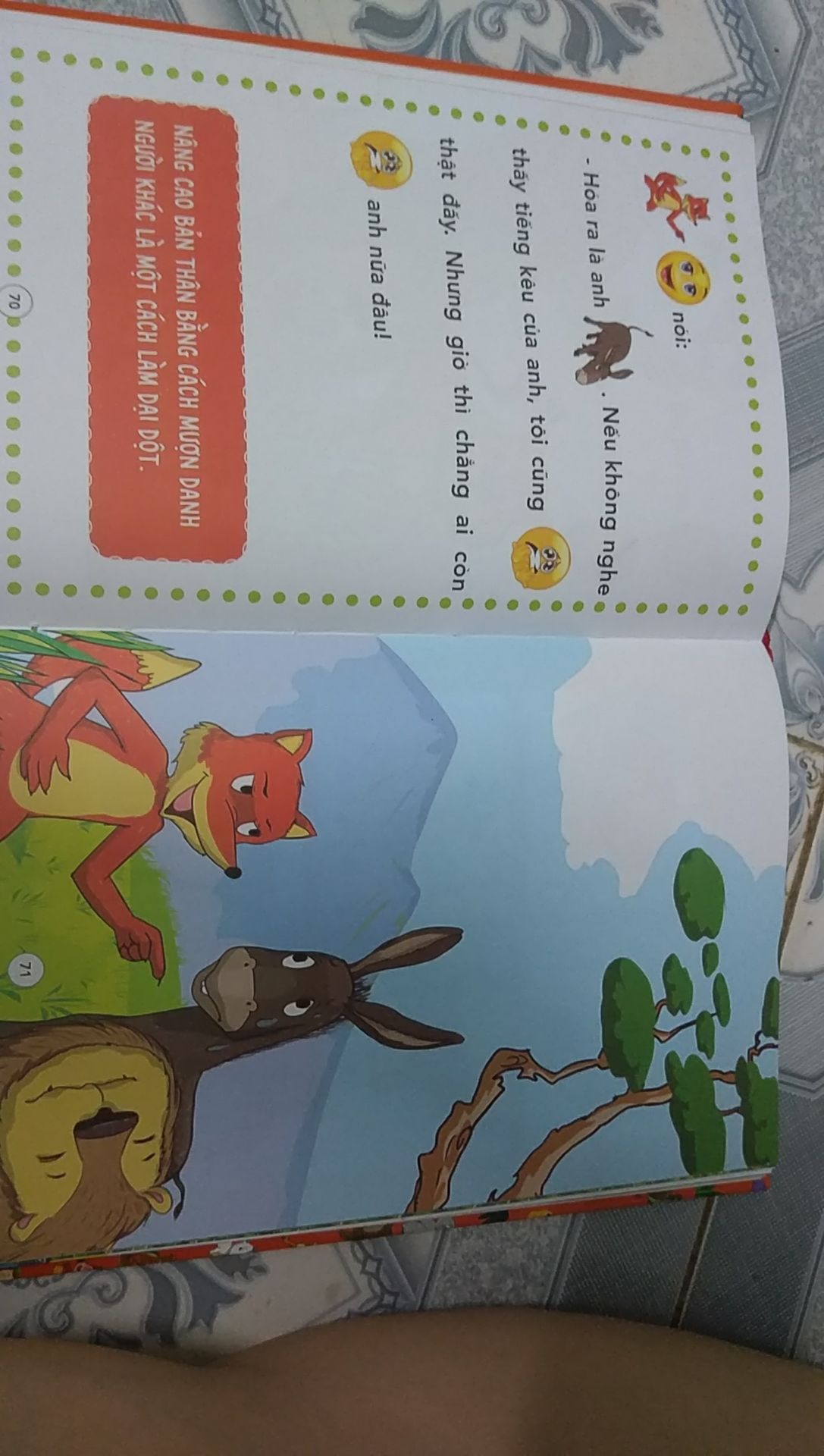 tiki giao hàng nhanh, đóng gói đẹp. mình đặt 2 cuốn nhung chỉ nhận dc cuốn này, con 1 combo nữa sale nhưng tiki báo do lỗi hệ thống nên hết sale và hủy đơn, bù lại tặng mình 1khuyến mại 50k cho 1 đơn hàng. dù sao cũng chưa bao giờ thất vọng về tiki. rất hài lòng về tiki nữa.