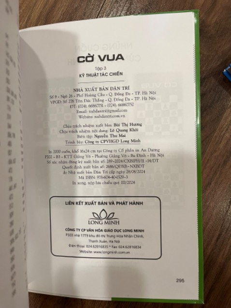 Sách viết có hệ thống, tiếc là chưa tháy xuất bán quyển 4, 5, 6