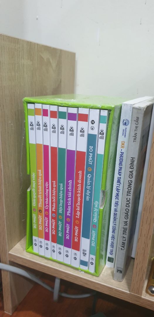 Có nhiều kỹ năng bổ ích. Đơn giản hướng dẫn cụ thể. Để thực hiện tốt cần kiên trì tạo thói quen.