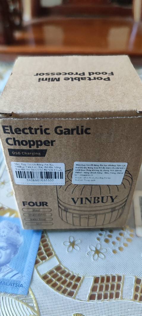 Sản phẩm tốt, xay rất mạnh, lưỡi dao rất bén,kiểu dáng đẹp dễ lắp ráp và vệ sinh. Tiki giao hàng siêu nhanh và chuyên nghiệp