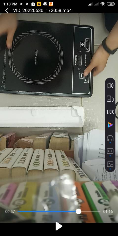 Chọn giao siêu tốc, tối đặt thì sáng 7h45 đã nhận đc, hàng đóng trg hộp bth thôi, bếp còn nguyên, nó chỉ có 1 chế độ nấu, rồi điều chỉnh tăng giảm thôi, mình thấy nấu gì cũng sôi rất nhanh Chọn giao siêu tốc, tối đặt thì sáng 7h45 đã nhận đc, hàng đóng trg hộp bth thôi, bếp còn nguyên, nó chỉ có 1 chế độ nấu, rồi điều chỉnh tăng giảm thôi, mình thấy nấu gì cũng sôi rất nhanh