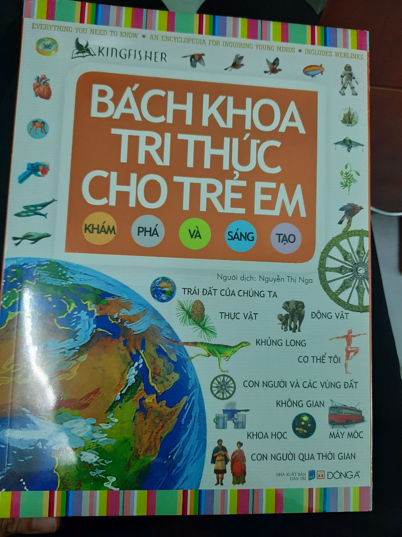 Kiến thức rất rộng lớn và đa dạng. Cả người lớn như mình còn không biết. Mua quyển sách này cho cả nhà cùng đọc để bổ sung từ những kiến thức cơ bản trog nhiều lĩn vực, su đó giải thích cho con nghe.