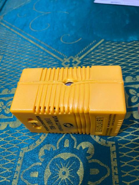 cắm điện sử dụng được 5' thì bộ đổi nguồn bì bốc khói, chất lượng quá tệ