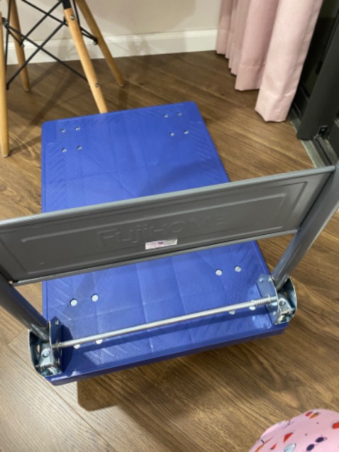 Sao xe của mình mua không gấp lại được nhờ bạn hướng dẫn giúp