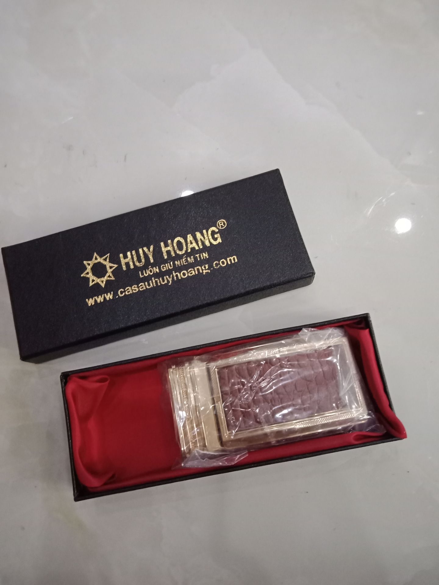 Rất đẹp... shop đóng gói rất kĩ...