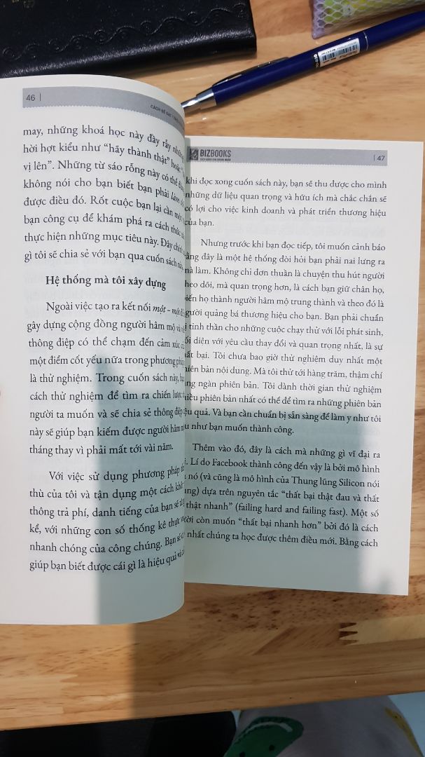 sách in đẹp đóng gói cẩn thận. thích nhất dc tặng quyển sổ tay mục tiêu rất hữu ích , thấy thiện cảm.