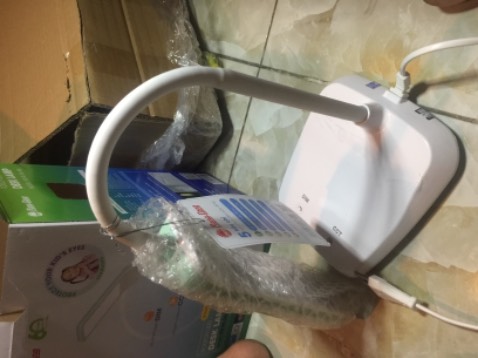 Cám ơn shop, cây đèn đẹp bao bì cận thận, cây đèn phù hợp cho đứa cháu để học chưa kịp quay video lại, có dịp sẽ quay lại ủng hộ tiếp, thanks you