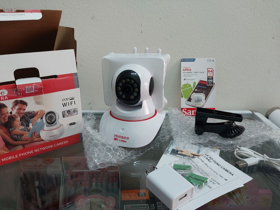 Đóng gói kĩ, cẩn thận. Sản phẩm nhỏ gọn, thiết kế đẹp. Chất lượng ảnh được, lưu trữ được lâu. Tín hiệu bắt sóng chưa cao, check cam có độ giật nhẹ