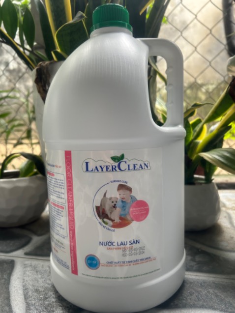 Lau sàn rất sạch , nhanh khô , mùi thơm dịu nhẹ , nên mua nhé mọi người