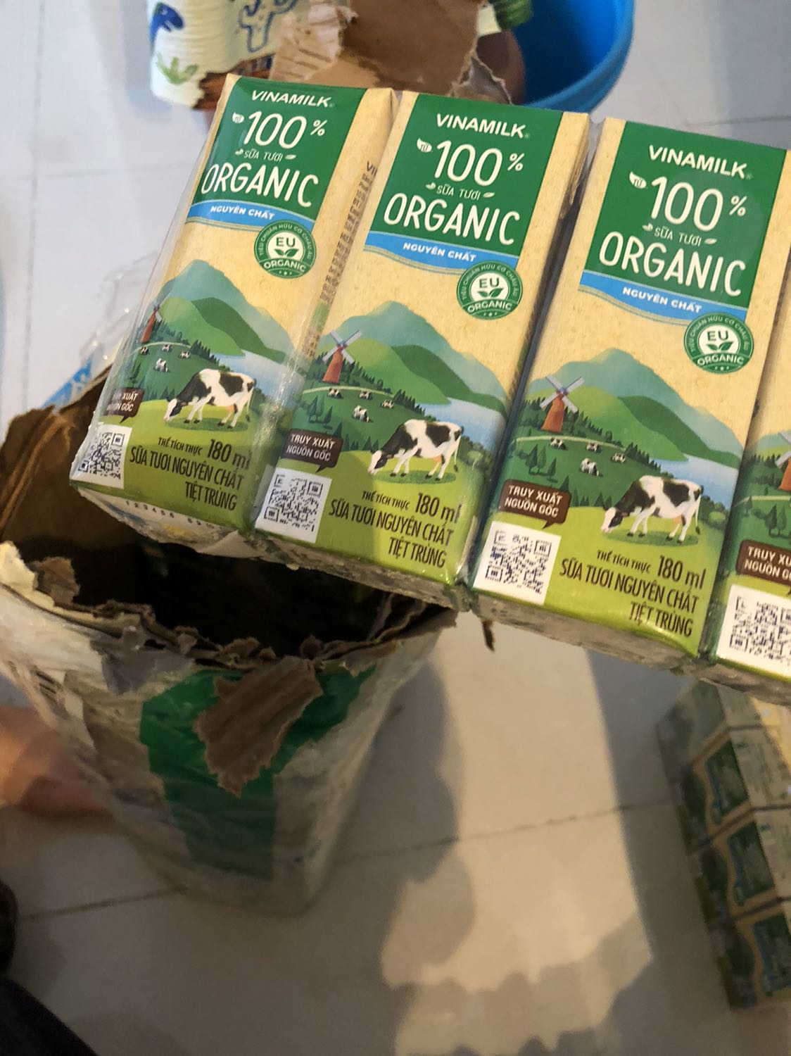 Hàng bể, đề nghị liên hệ đổi lại hàng. Cảm ơn.