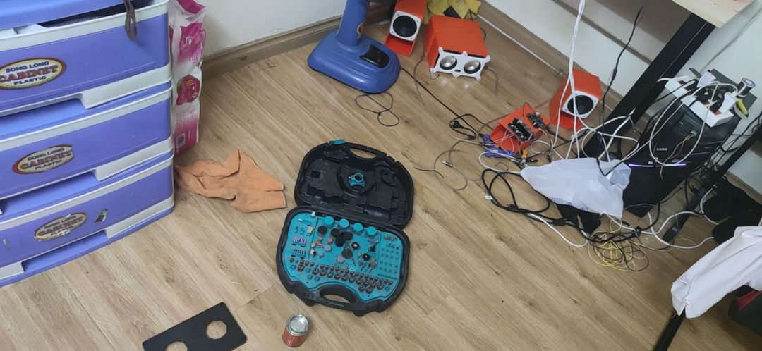 chất lượng khá ổn . tốc độ đọc ghi k đc như thông số *** thử đc có 900. nhiệt độ thấp nên k sợ nóng khoảng 44 độ thôi . độ bền chờ thời gian kiểm chứng 
ảnh k liên quan vì ngại chụp chất lượng khá ổn . tốc độ đọc ghi k đc như thông số *** thử đc có 900. nhiệt độ thấp nên k sợ nóng khoảng 44 độ thôi . độ bền chờ thời gian kiểm chứng 
ảnh k liên quan vì ngại chụp