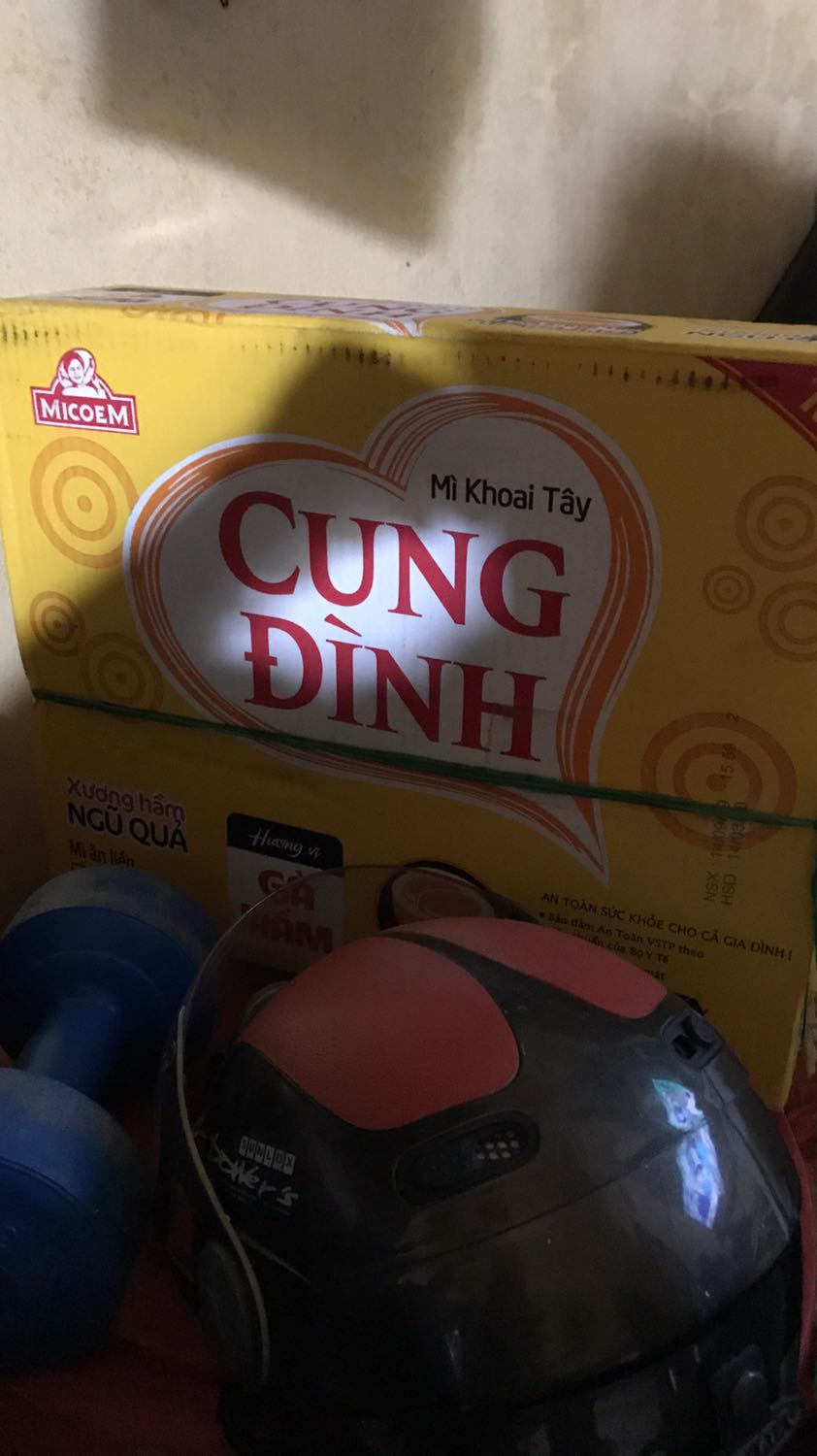 Sản phẩm ăn được , đúng mì khoai Tây. Vận chuyển nhanh , nhiệt tình lịch sự và chu đáo với khách hàng, sản phẩm còn nguyên vẹn không méo mó còn nguyên như ban đầu.... Ok với tiki thật là tuyệt vời các bạn nên mua ........ ủng hộ TIKI nhé, có nhiều sản phẩm tốt để mọi người mua thật nhiều sản phẩm chất lượng cấp giá phải chăng........................ Ok OK OK OK.......................................................................