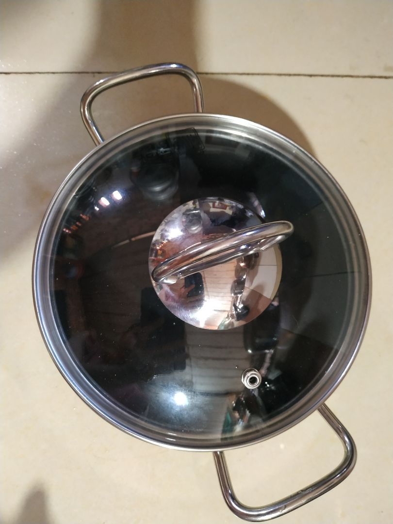 sản phẩm đẹp, nhìn thích lắm ạ. Giao hàng nhanh.