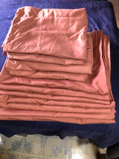Hàng đã nhận , cảm nhận vải mềm nhẹ, chưa sử dụng nên chưa biết 
Hàng mua 9 cái áo gối khổ 35x70 nhưng nhận chỉ 7 cái , phải chăng nhà sản xuất muốn tối đa hóa lợi nhuận hay khẳng định giá trị thương hiệu bằng 2 cái áo gối rẻ tiền . Thật sự khó khăn để tìm được người làm ăn có uy tín và biết tôn trọng khách hàng , thật tệ hại