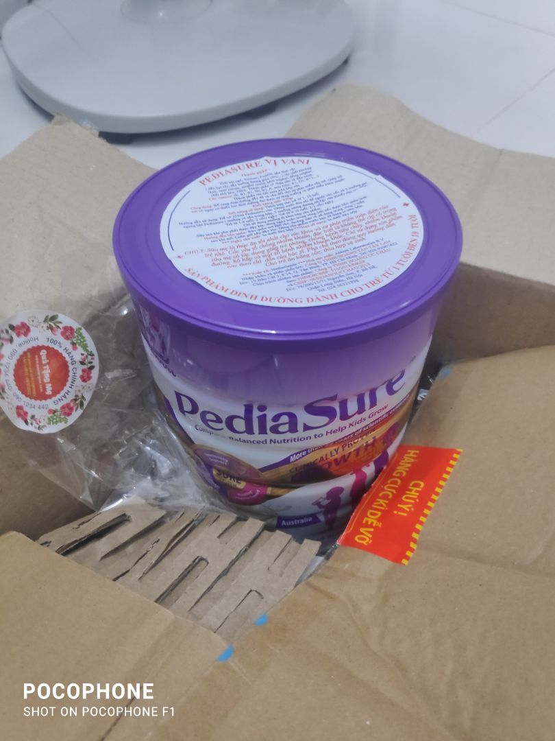 Giao hàng nhanh. Đóng gói cẩn thận. Sữa date còn khá xa , chưa sử dụng nên chưa biết bé có thích không