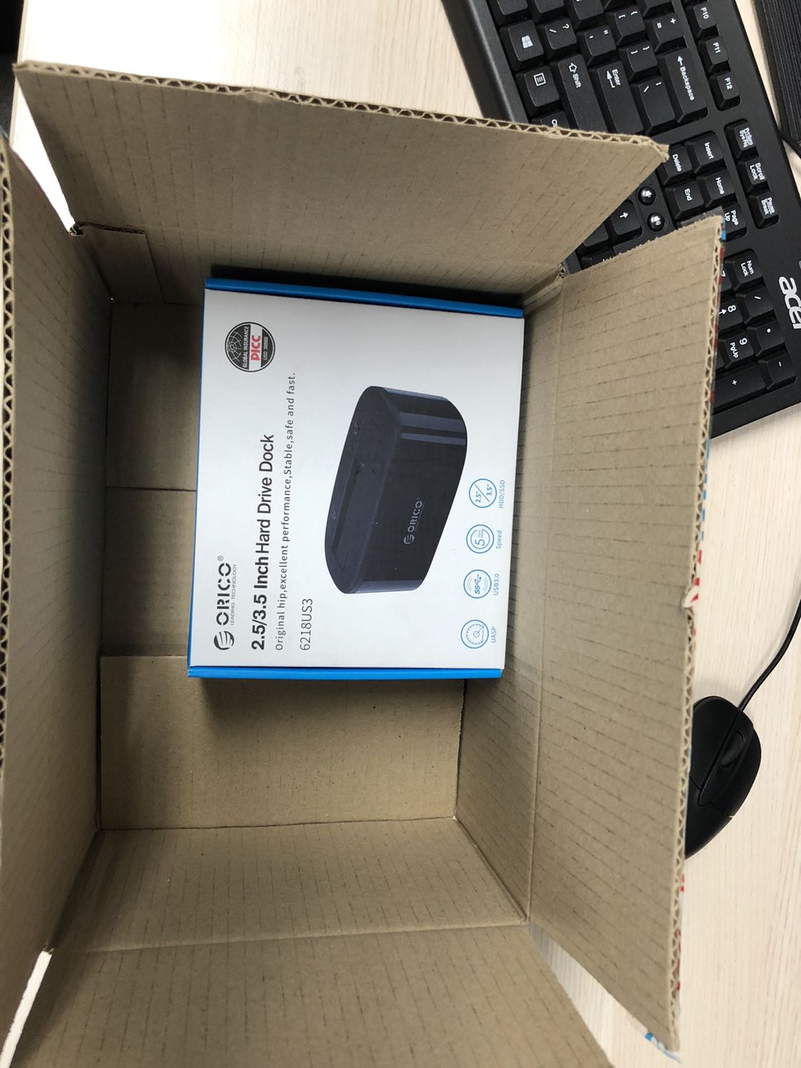 Hàng đóng gói nguyên hộp. Windows 7/ 10 cắm vô là chạy. HDD/ SSD dock của Orico thì ngon lành rồi