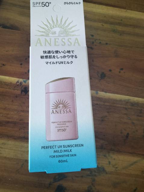 Tiki giáo hàng nhanh trước dự kiến, sản phẩm tốt, mình mua ngay đợt khuyến mãi có thêm quà tặng kèm rất thích. Cảm ơn tiki sẽ tiếp tục ủng hộ lần sau