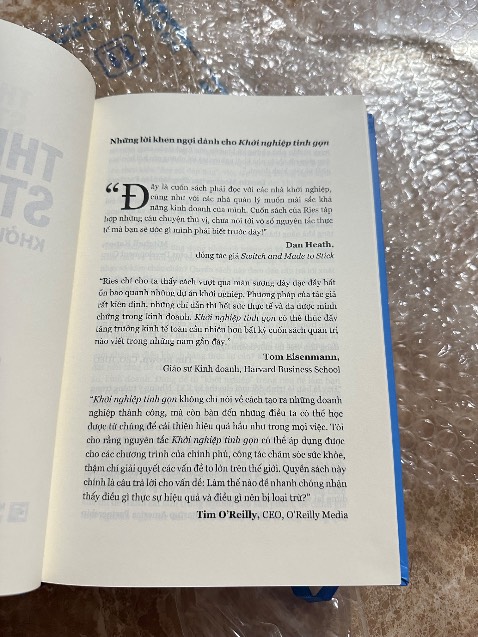 sách đẹp, giấy dày, đáng tiền