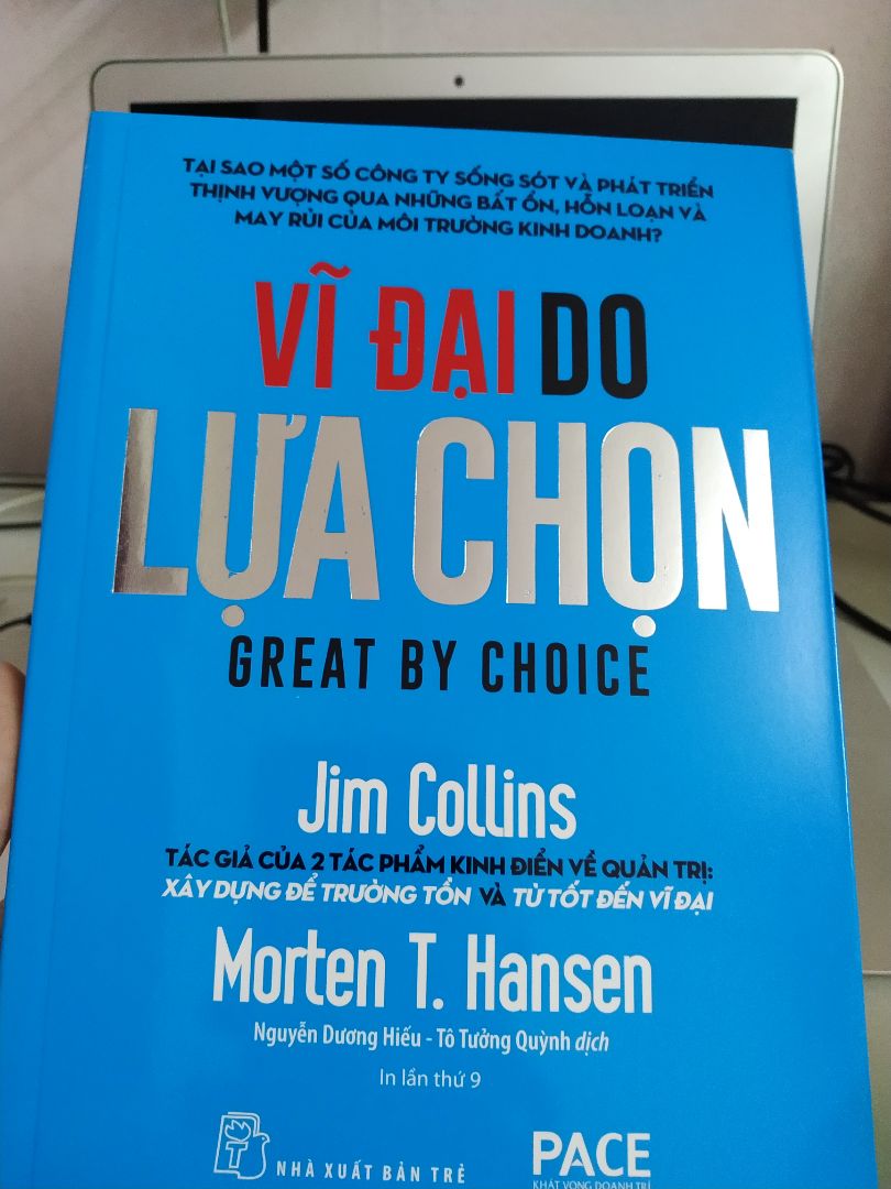 Siêu phẩm đúng với lời đồn " Cuốn sách ảnh hưởng nhất mọi thời đại". Đọc đoạn hành trình 20 dặm thôi là đã trúng tim đen rồi. Cuốn sách nội dung hay lắm các bạn nhé. Cảm ơn Tác giả, cảm ơn Tiki ( dịch vụ không chê được: sách mới+ giá rẻ+ chị giao hàng thân thiện)