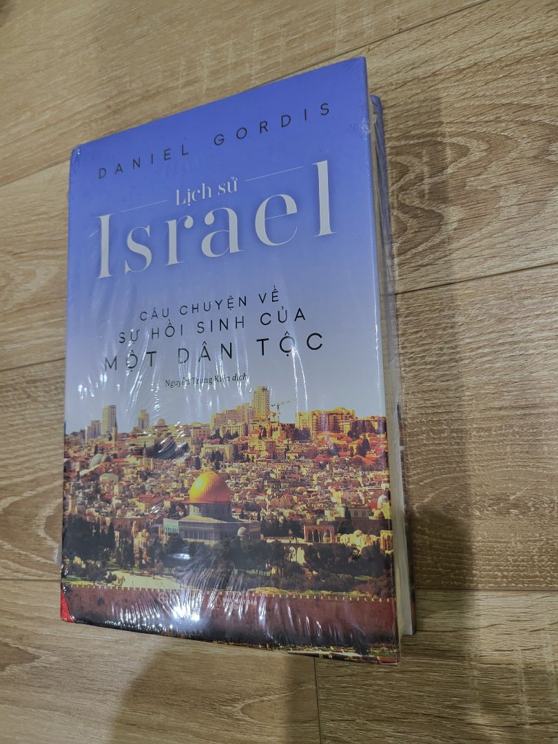 Sách giao sớm hơn dự kiến, đẹp, bọc cẩn thận
nội dung chưa đọc nên chưa nhận xét được
