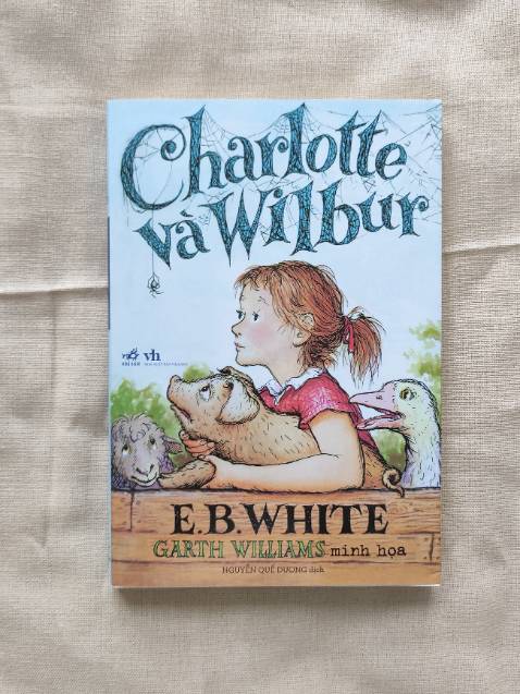 Sách thiếu nhi, chưa đọc nên chưa biết nội dung thế nào. Có vài hình minh họa đen trắng, cũng dễ thương.
