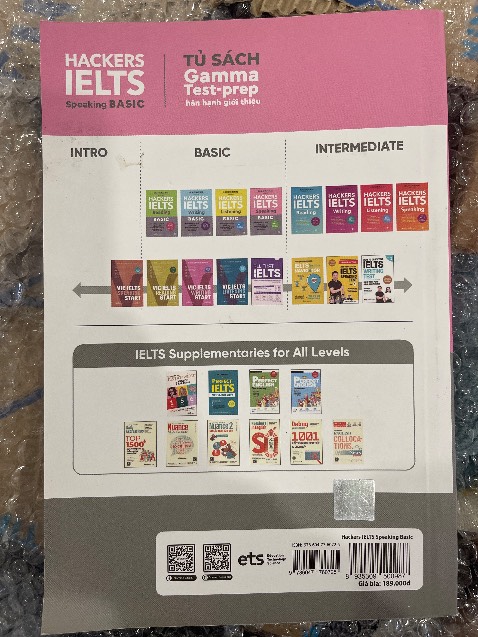 đã mua lần 2 của shop nhưng trải nghiệm k tốt cho lắm 🙄 đóng gói cẩn thận, giao hàng đúng hẹn ạ cơ mà bìa sau của sách bị lấm bẩn