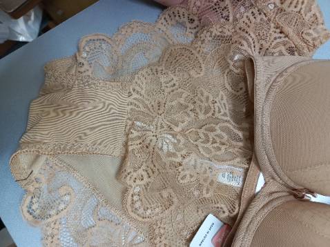 Quần lót đẹp mặc rất thích mềm mịn, co giãn nhẹ thoải mái cảm ơn luperi