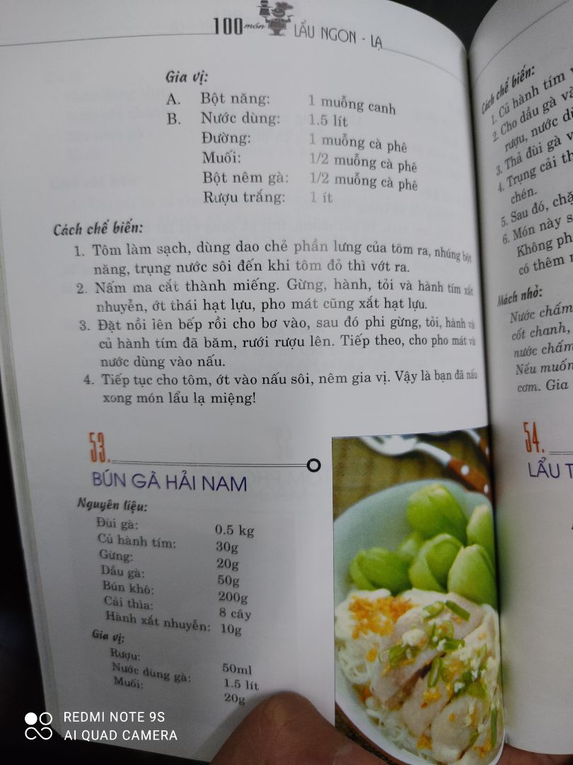 sách hướng dẫn hơi sơ sài, bạn nào biết nấu nướng 1 tý xem sẽ hay hơn là người ít nấu nướng. cho 4* vì đa dạng các món ăn, xem tham khảo cho mấy hôm tiệc tùng khá ok