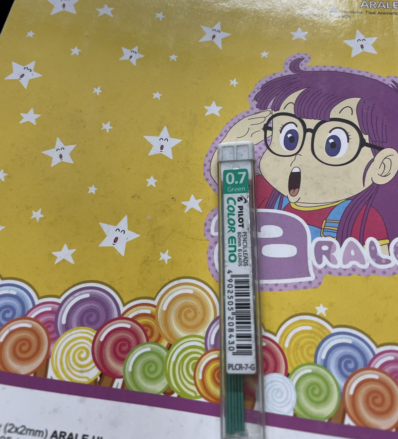 Mua giá gốc chứ k phải mua sale mà lại giao cuốn tập với hộp chì *** bẩn thỉu như vậy