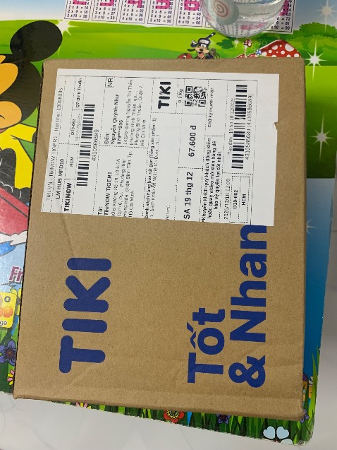 Sách mới, giao hàng tốt, hộp còn nguyên vẹn. Có 10 sao là cho 10 sao luôn😽