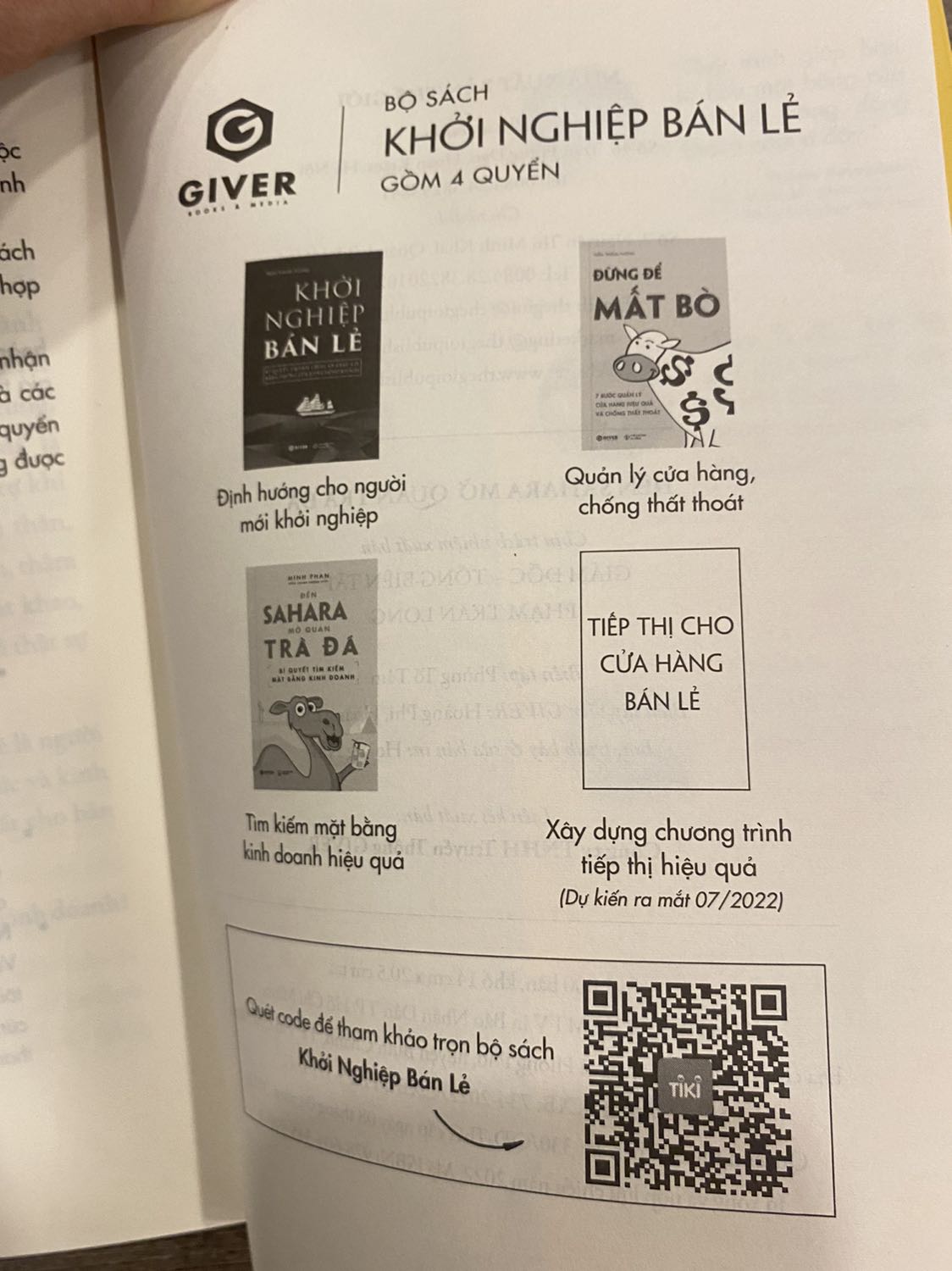 Mình rất vui vì là 1 trong những người mua sách đầu tiên của tác giả. Thú thật đang trong giai đoạn bấp bênh của khởi nghiệp, bị chủ nhà đòi lại mặt bằng😭😭 Mình giành nguyên đêm hôm qua để đọc, quyển sách này như vị cứu tinh giúp mình có tinh thần để cố gắng làm lại từ đầu, mình sẽ áp dụng những kiến thức trên và hy vọng sẽ thành công hơn lần đầu ☺️☺️☺️