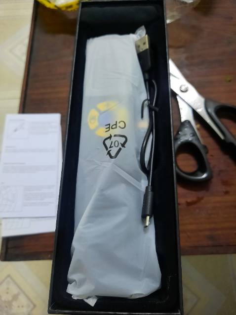 Hàng chính hãng, còn nguyên seal, chất lượng tốt Hàng chính hãng, còn nguyên seal, chất lượng tốt