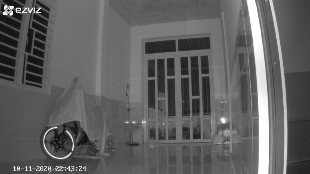 giá rẻ nên chất lượng vầy là ok r
phím di chuyển quay hơi chậm 
còn độ bền thì chưa biết