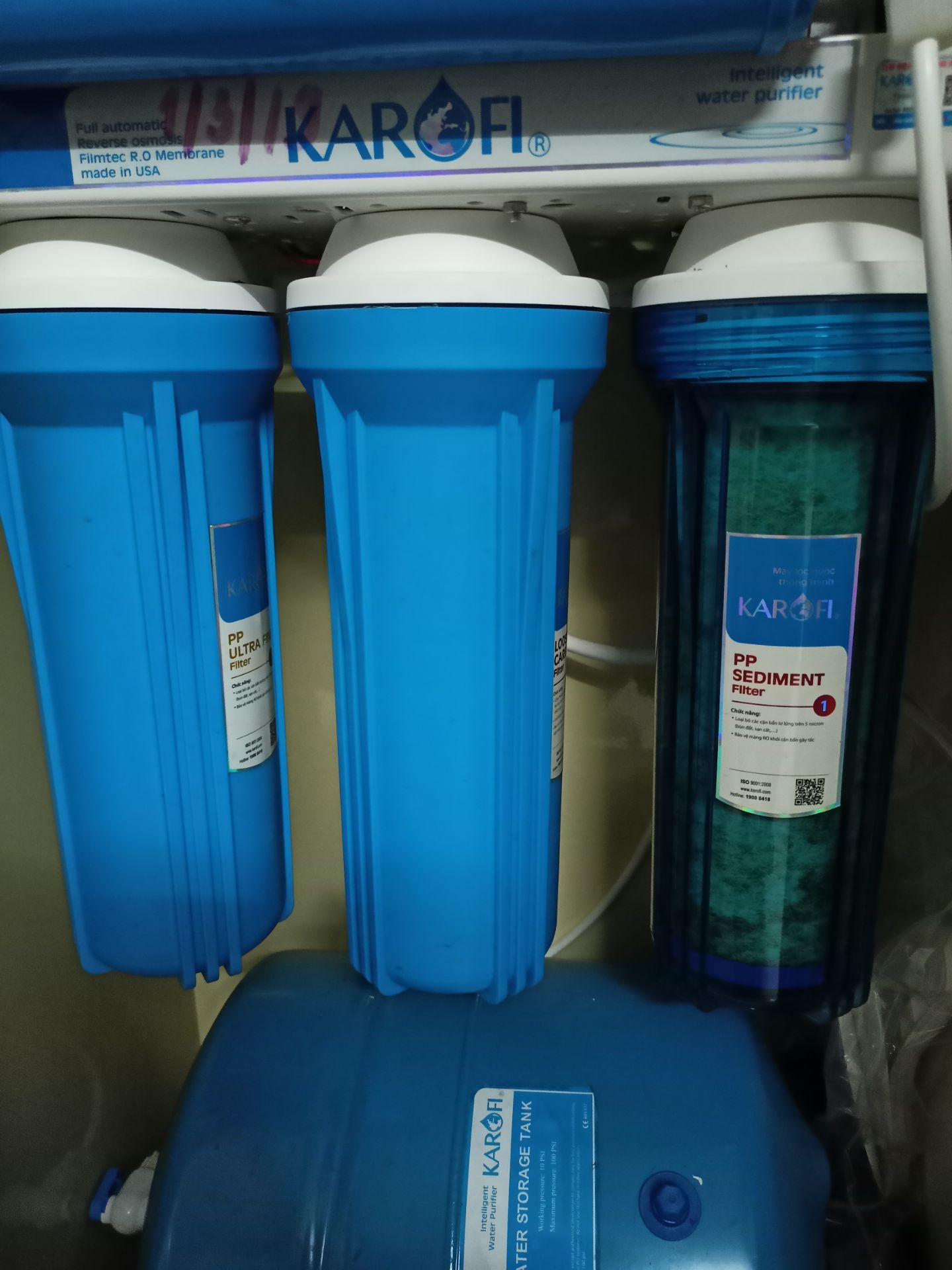 mình mua để thay cho máy lọc nước karofi. sản phẩm dùng ổn. mùa dịch nên cũng ngại ra ngoài. mua hàng qua tiki giao hàng nhanh và tiện lợi