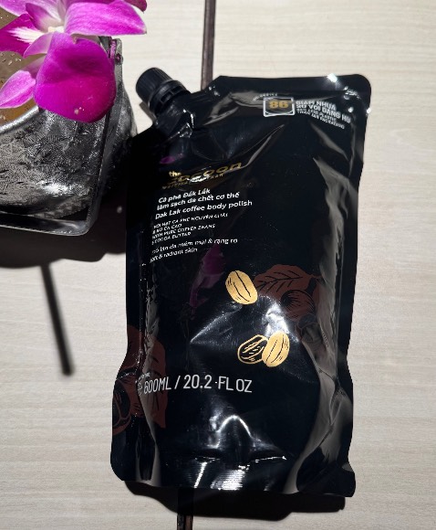 Dùng da siêu mướt. Mua sale đc tặng kèm tinh dầu bưởi to oạch. Tiki đóng gói kỹ giao siêu nhanh