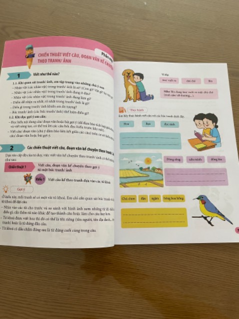 Giao hàng đúng hẹn đóng gói cẩn thận. sách trình bày khá hấp dẫn với nhiều hình vẽ minh họa, tuy hình minh họa chưa được đẹp lắm. Nội dung dễ hiểu, gợi mở cho trẻ viết văn hiệu quả hơn