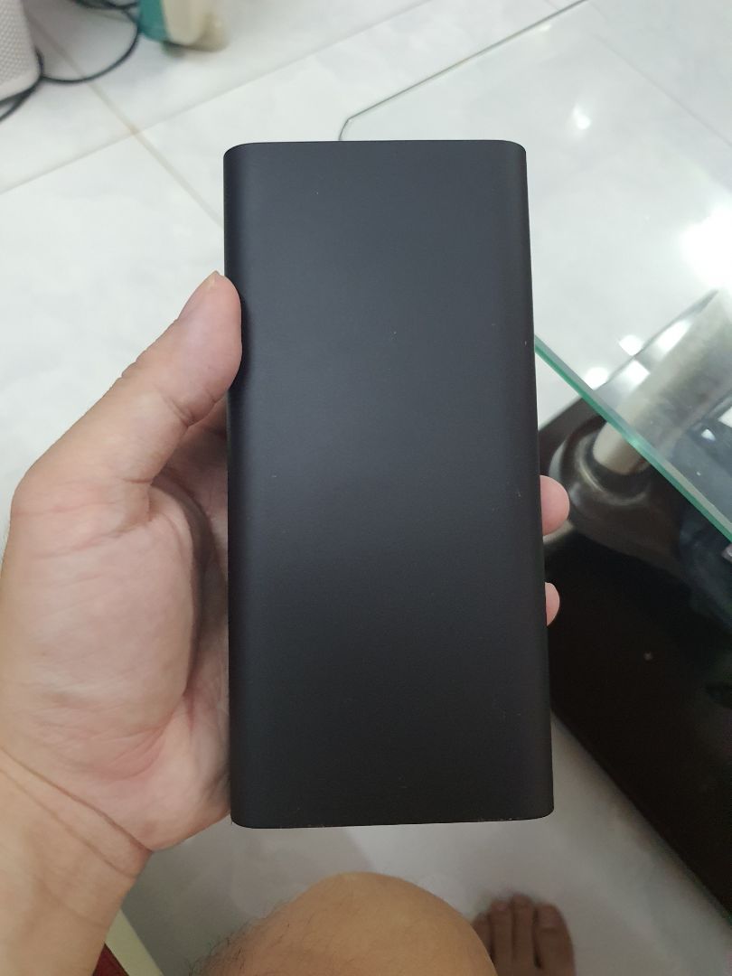 đúng sạc xiaomi nhanh xịn xò. sạc 45w vô ào ào. loại này mới hơn dòng gen 3 cũ khi khắc thêm cường độ dòng điện ở các cổng sạc. đáng mua lắm