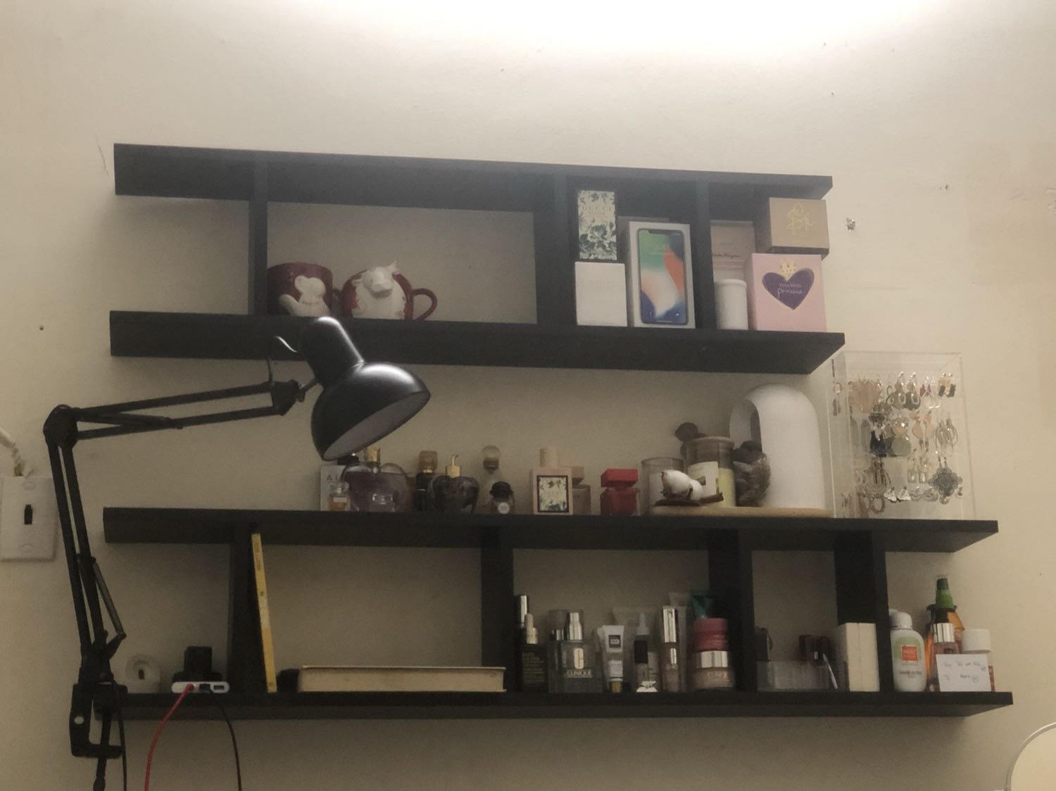 Kệ chắc chắn, chất lượng OK, giao hàng nhanh và nhiệt tình, nhưng hơi khó và tốn thời gian nếu tự khoan và lắp đặt tại nhà. Nếu bao gồm cả dịch vụ lắp thì tốt hơn ạ Kệ chắc chắn, chất lượng OK, giao hàng nhanh và nhiệt tình, nhưng hơi khó và tốn thời gian nếu tự khoan và lắp đặt tại nhà. Nếu bao gồm cả dịch vụ lắp thì tốt hơn ạ