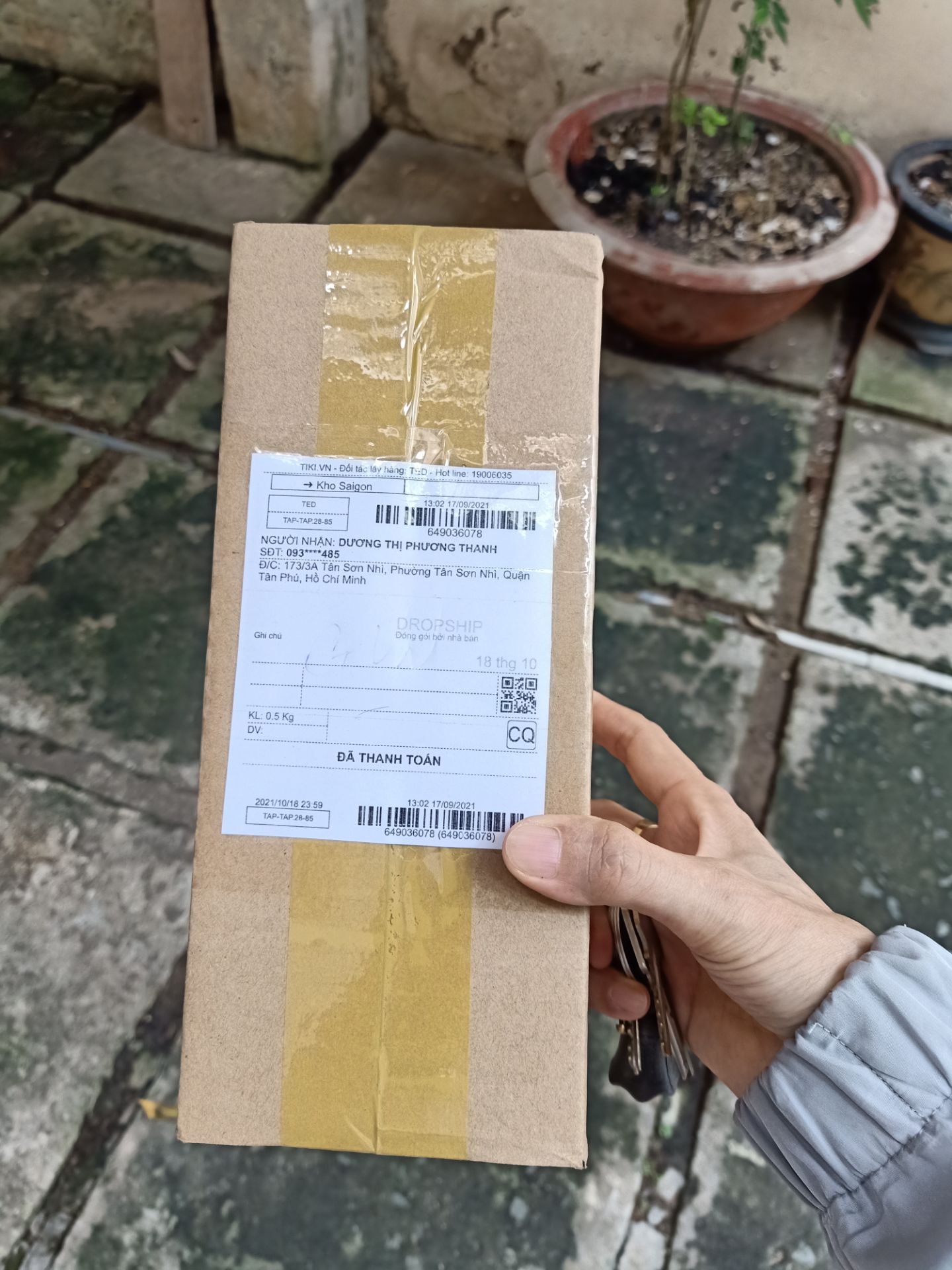 giao hàng nhanh, hạn sử dụng còn xa và muối này ăn tốt cho sức khoẻ