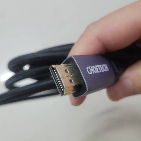 Cầm rất chất lượng, dây dầy, bự chà bá, đầu chắc chắn, cắm vô máy rất nhẹ nhàng, không bị cứng. Xài rất ok. Đáng mua nha